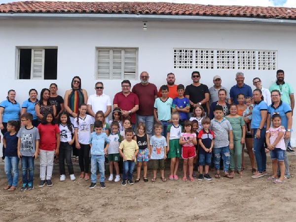 Prefeito Geraldo Moura Ramos apresentou projeto de reforma e ampliação de Escola da Zona Rural